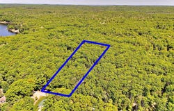 9440 W Oak Drive, Lake City, MI 49651