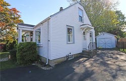 12 Beacon Terrace, Middletown, RI 02842