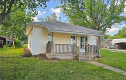 102 Garrison Avenue, Westphalia, KS 66093