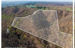 N Skyline Drive, New Albany, IN 47150