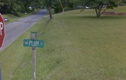 1306 Thomas Street, Summit, MS 39666