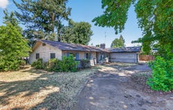 3575 Hanley Road, Central Point, OR 97502