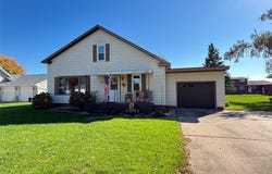 1612 6th Avenue, Bloomer, WI 54724