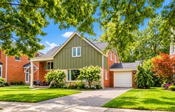 724 S Kensington Avenue, La Grange, IL 60525
