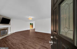 7 MALAGA Drive, EWING, NJ 08628