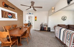 313 Michigan St, Gooding, ID 83330