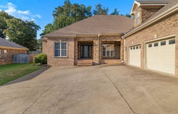 501 Koger St, Killen, AL 35645