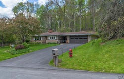 101 Freidhoff Ln, Johnstown, PA 15902
