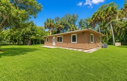 6868 E CENTER Street, Okeechobee, FL 34974