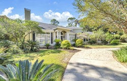 170 Baywind Drive, Niceville, FL 32578