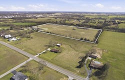 Brokenbow Road, Buffalo, MO 65622