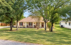 510 Maybrook Dr, Buda, TX 78610