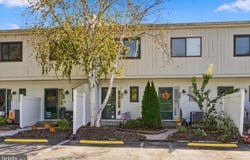 668 SUMMIT HOUSE #668, WEST CHESTER, PA 19382