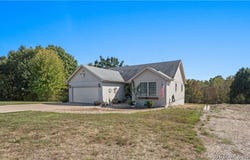 112 Patton Ridge Road, Roach, MO 65787