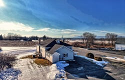 2400 U.S. 9, Hudson, NY 12534