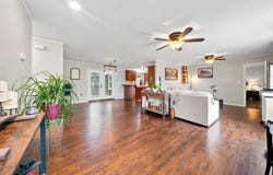 105 E Meadowbrook Avenue, Clever, MO 65631