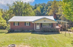 204 Millstone Rd, Rocky Mount, VA 24151
