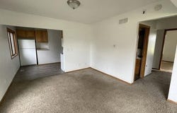 702 4TH AVE, Sheldon, IA 51201