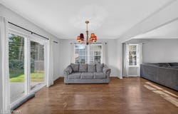 302 Avenue H, Matamoras, PA 18336
