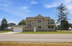 102 E 3rd Avenue, Brodhead, WI 53520