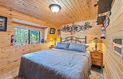 2350 E Foxtree Rd, Duck Creek, UT 84762