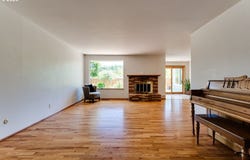 4355 PEARL St, Eugene, OR 97405