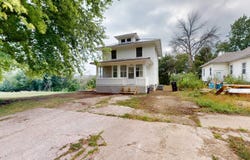 315 S 10TH ST, Cherokee, IA 51012
