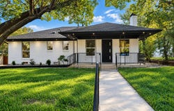 865 Peavy Road, Dallas, TX 75218