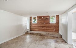 606 E AUSTIN ST, Luling, TX 78648