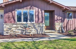 3008 E BONA Avenue, APPLETON, WI 54915