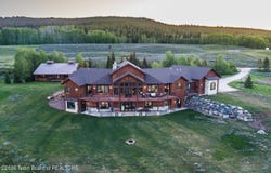 29 WHITE POINT Road, Cora, WY 82925