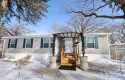 68 Joymar Dr, Saint Cloud, MN 56301
