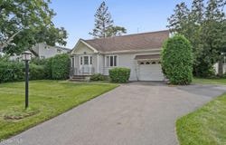 141 Polsin Drive, Schenectady, NY 12303