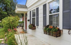 246 LENOX RD, HAVERTOWN, PA 19083