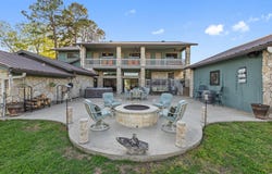 1035 Holiday Circle, Seven Points, TX 75143