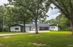 10659 Lakemont Drive, Rolla, MO 65401