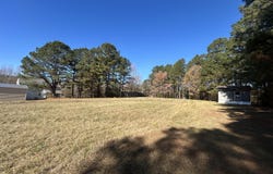 Yorktown lot: 13, Vicksburg, MS 39180
