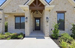 4641 River Valley Drive, Bryan, TX 77808