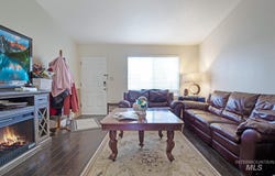 2211-2215 Crest Ave., Twin Falls, ID 83301
