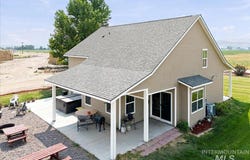 1932 Miller Rd, Adrian, OR 97901