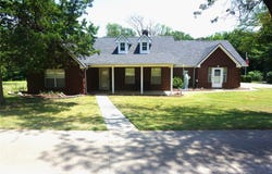 610 S Lillis Lane, Denison, TX 75020