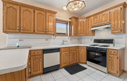 4818 N Sayre Avenue, Chicago, IL 60656