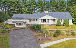55 Old Common Rd, Auburn, MA 01501