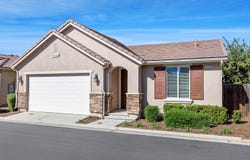 3250 Alps Lane, Clovis, CA 93619