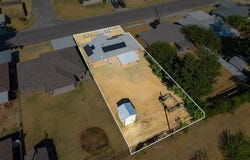 242 S Janeway Avenue, Moore, OK 73160