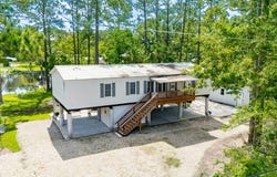 161 SE 330th St, Suwannee, FL 32692