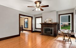 686 Perry Street, Dubuque, IA 52003