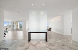 100 HARBORVIEW Drive, BALTIMORE, MD 21230