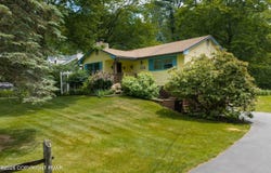 5226 Beechwood Road, Blakeslee, PA 18610