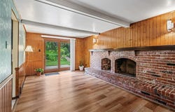 6111 Great Dane Dr, Bethel Park, PA 15102